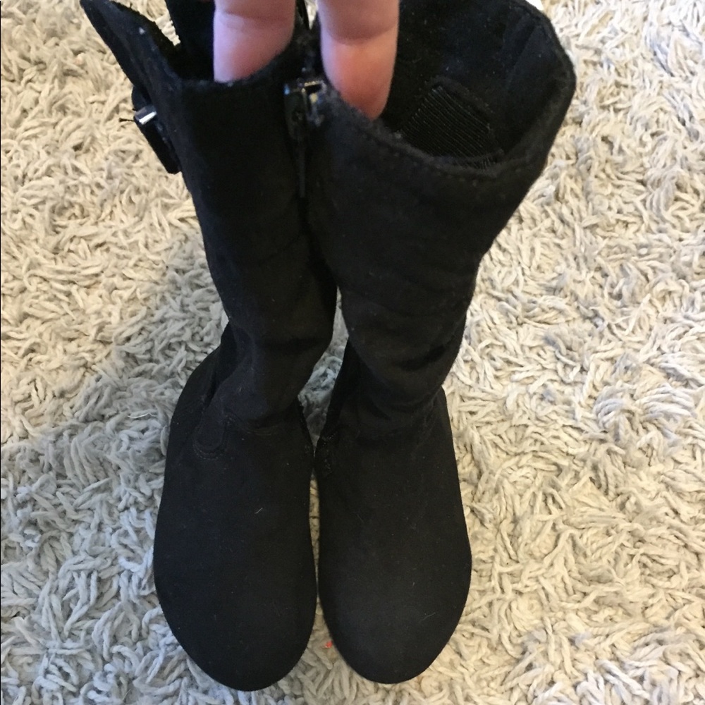 Toddler black suede size 5 boots